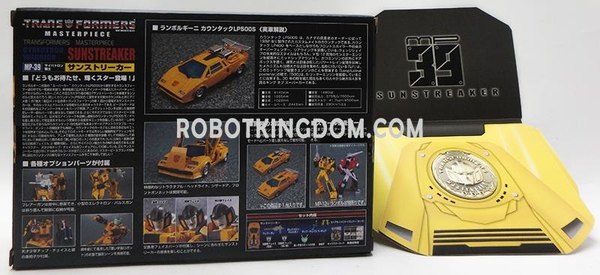 MP 39 Sunstreaker   Images Of Hasbro Asia Exclusive Collector Coin And Package  (3 of 3)